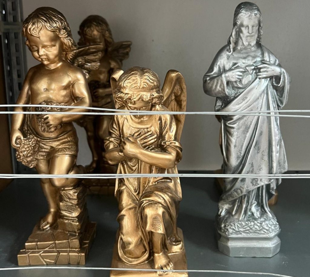 Asortiman nadgrobne galanterije