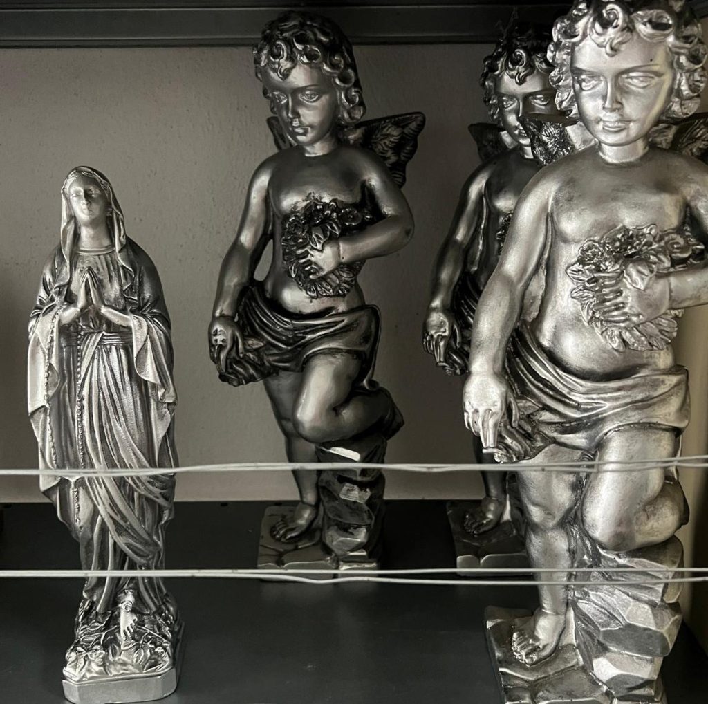 Asortiman nadgrobne galanterije